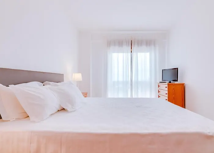 Apartment Al - Girassol Quarteira
