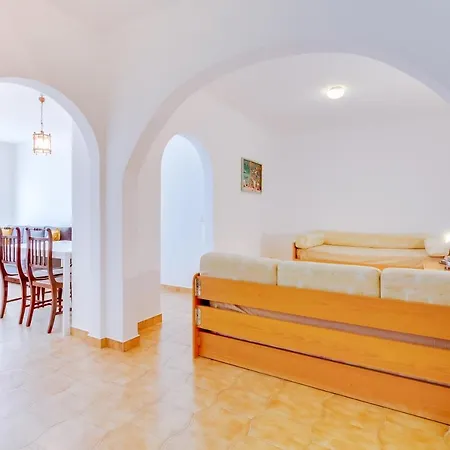 Al - Girassol Quarteira